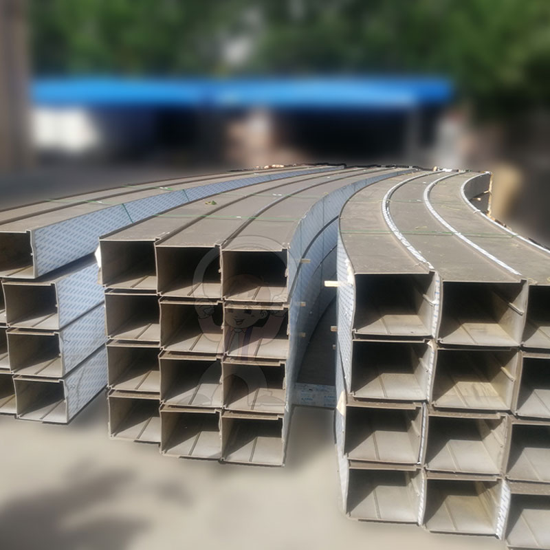 Verarbeitung des dekorativen Rohrbiegens aus Aluminiumlegierung