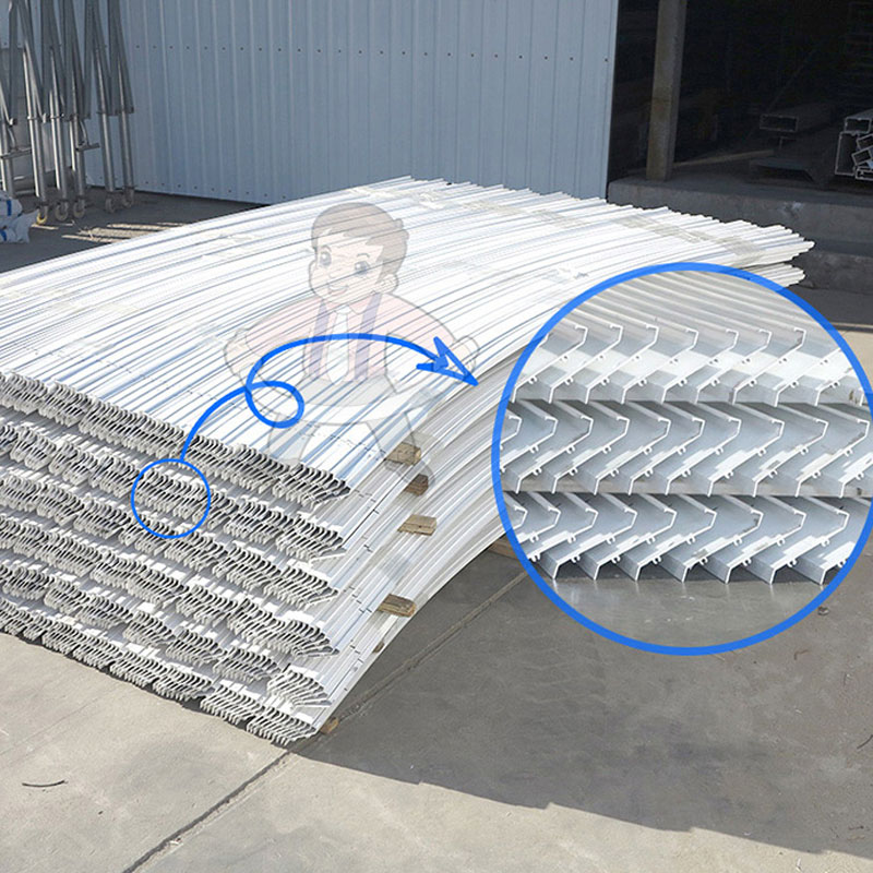 Bearbeitung des Biegens von Aluminiumlamellen
